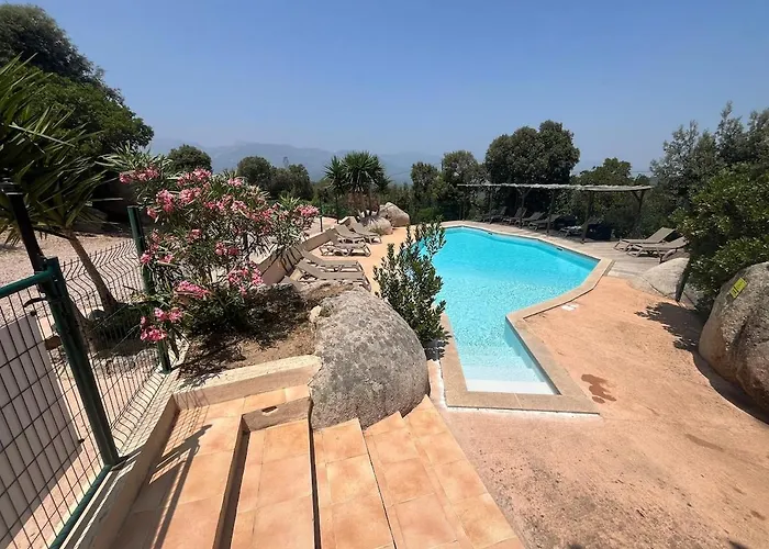 בית נופש Cala Longa - Porto Vecchio *